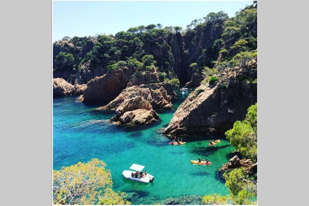 Nuevo Luminoso Apartamento Catalina A 80 Metros De La Playa Para 4 Personas Sant Feliu de Guíxols Esterno foto
