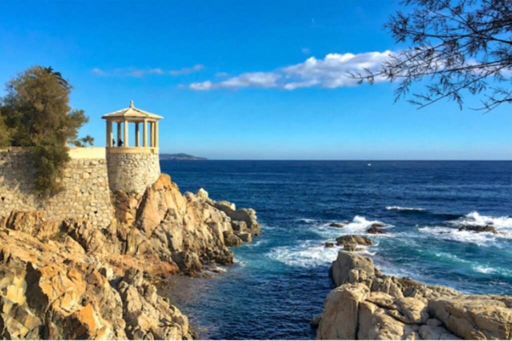 Nuevo Luminoso Apartamento Catalina A 80 Metros De La Playa Para 4 Personas Sant Feliu de Guíxols Esterno foto