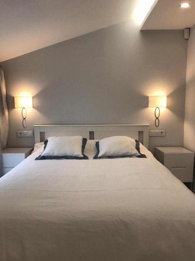 Nuevo Luminoso Apartamento Catalina A 80 Metros De La Playa Para 4 Personas Sant Feliu de Guíxols Esterno foto