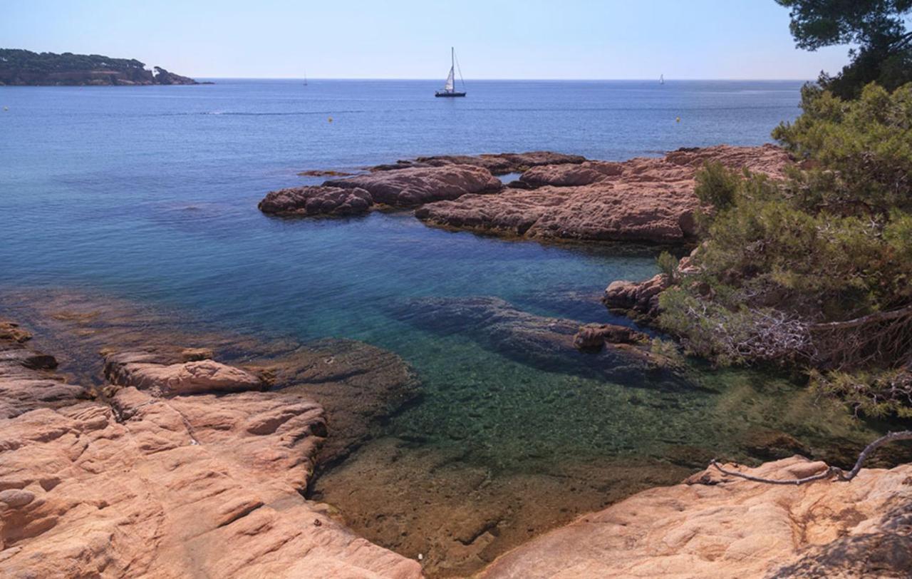 Nuevo Luminoso Apartamento Catalina A 80 Metros De La Playa Para 4 Personas Sant Feliu de Guíxols Esterno foto