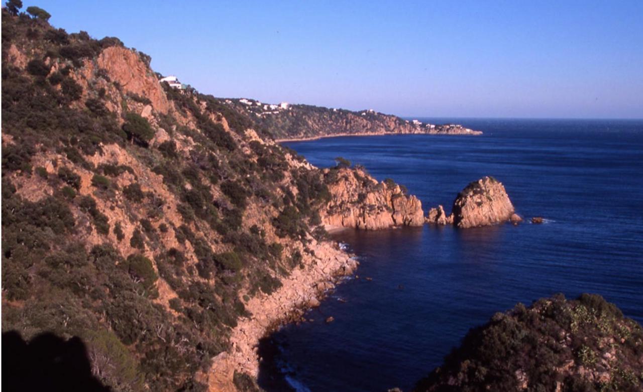 Nuevo Luminoso Apartamento Catalina A 80 Metros De La Playa Para 4 Personas Sant Feliu de Guíxols Esterno foto